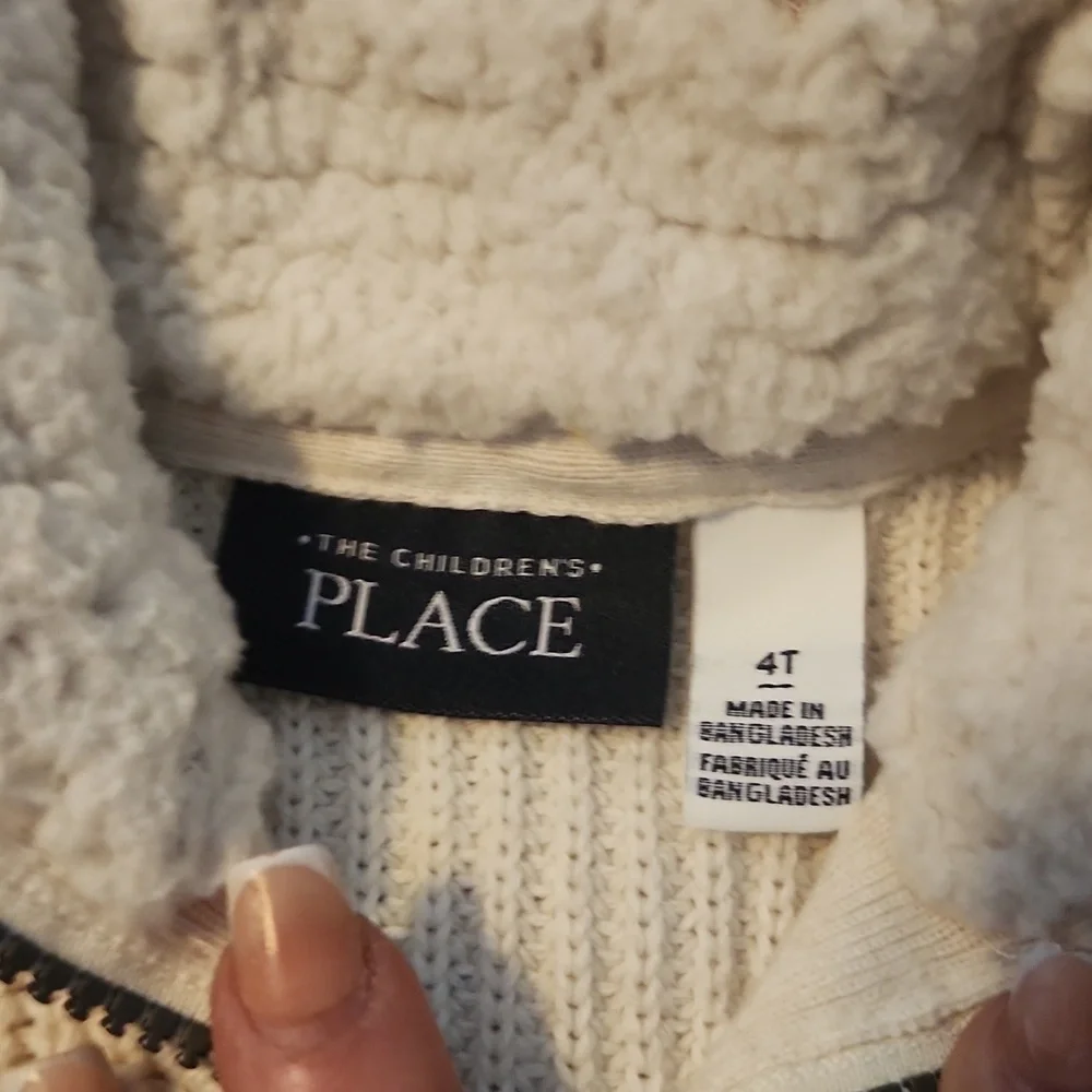 The Children's Place Ivory Zip Sweater Size 4/5